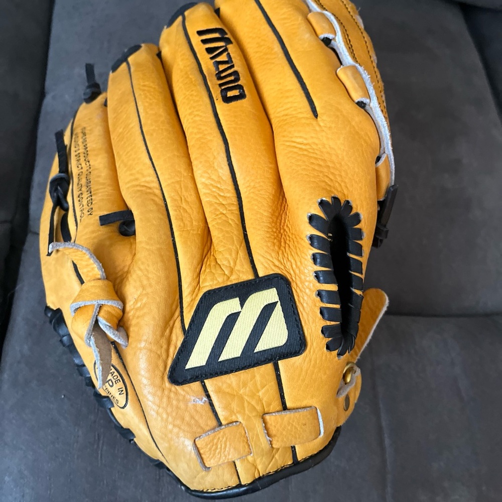 MIZUNO MFR 1302 13" BASEBALL SOFTBALL GLOVE MIT RIGHT HAND THROW PRO MODEL - Picture 4 of 8